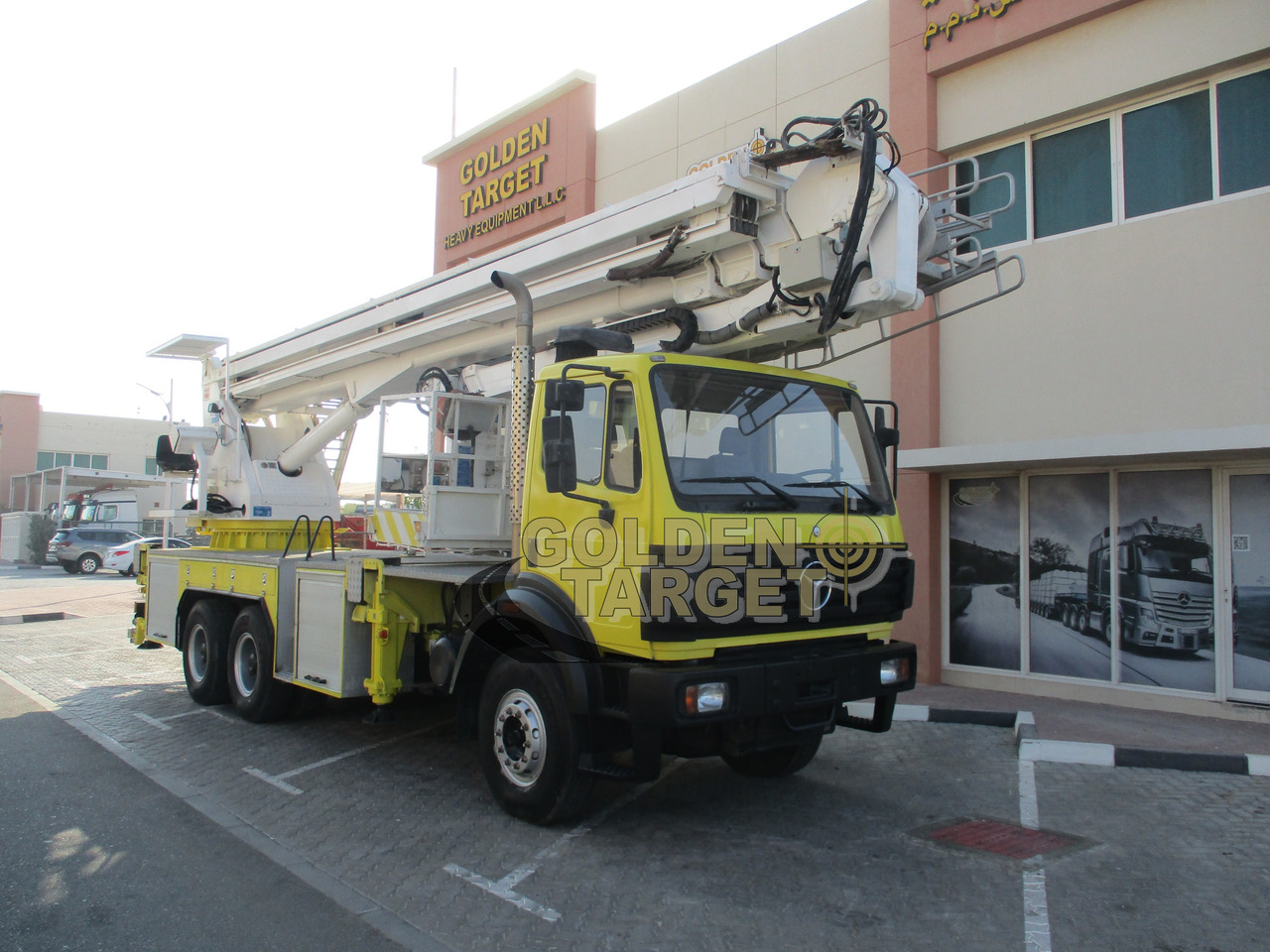 MERCEDES-BENZ 2638 6×4 MANLIFT TRUCK 1998 - Carro de bombeiro: foto 1 MERCEDES-BENZ 2638 6×4 MANLIFT TRUCK 1998 - Carro de bombeiro: foto 1