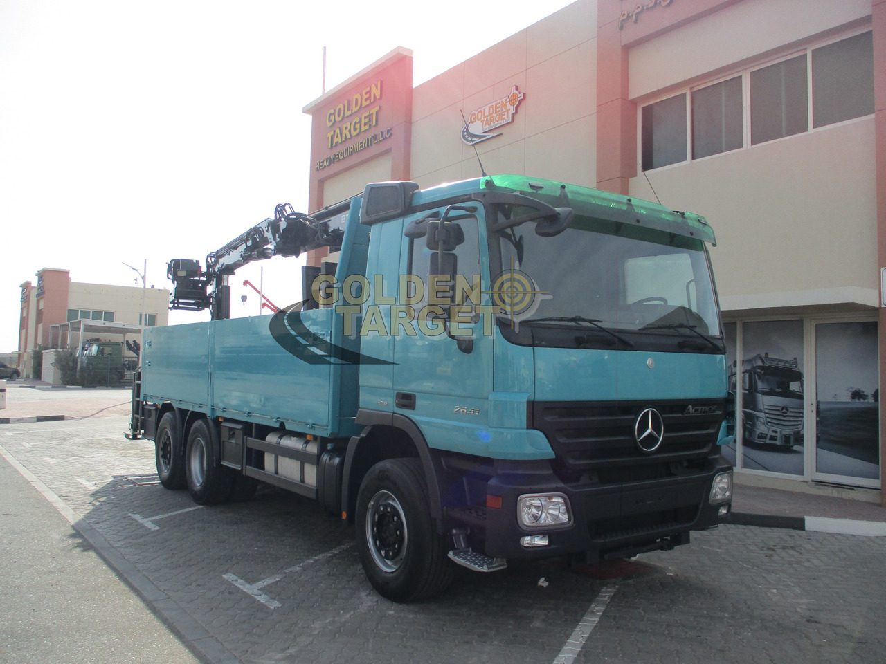 Mercedes-Benz Actros 2641 - Camião de caixa aberta/ Plataforma, Caminhão grua: foto 1 Mercedes-Benz Actros 2641 - Camião de caixa aberta/ Plataforma, Caminhão grua: foto 1