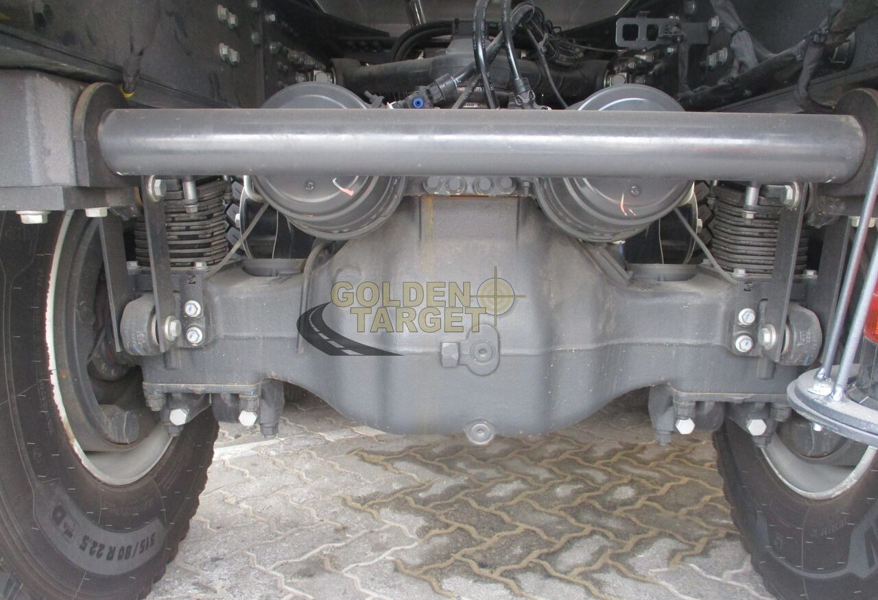 Renault K420 Concrete Mixer - Caminhão betoneira: foto 5 Renault K420 Concrete Mixer - Caminhão betoneira: foto 5