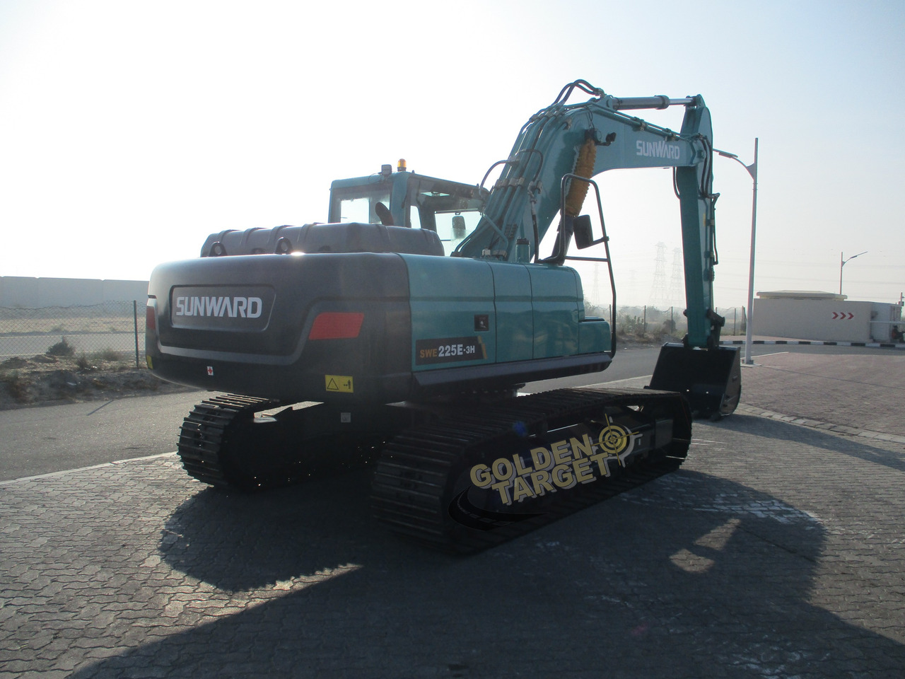 SUNWARD SWE225E-3H Hydraulic Excavator - Escavadora de rastos: foto 3 SUNWARD SWE225E-3H Hydraulic Excavator - Escavadora de rastos: foto 3