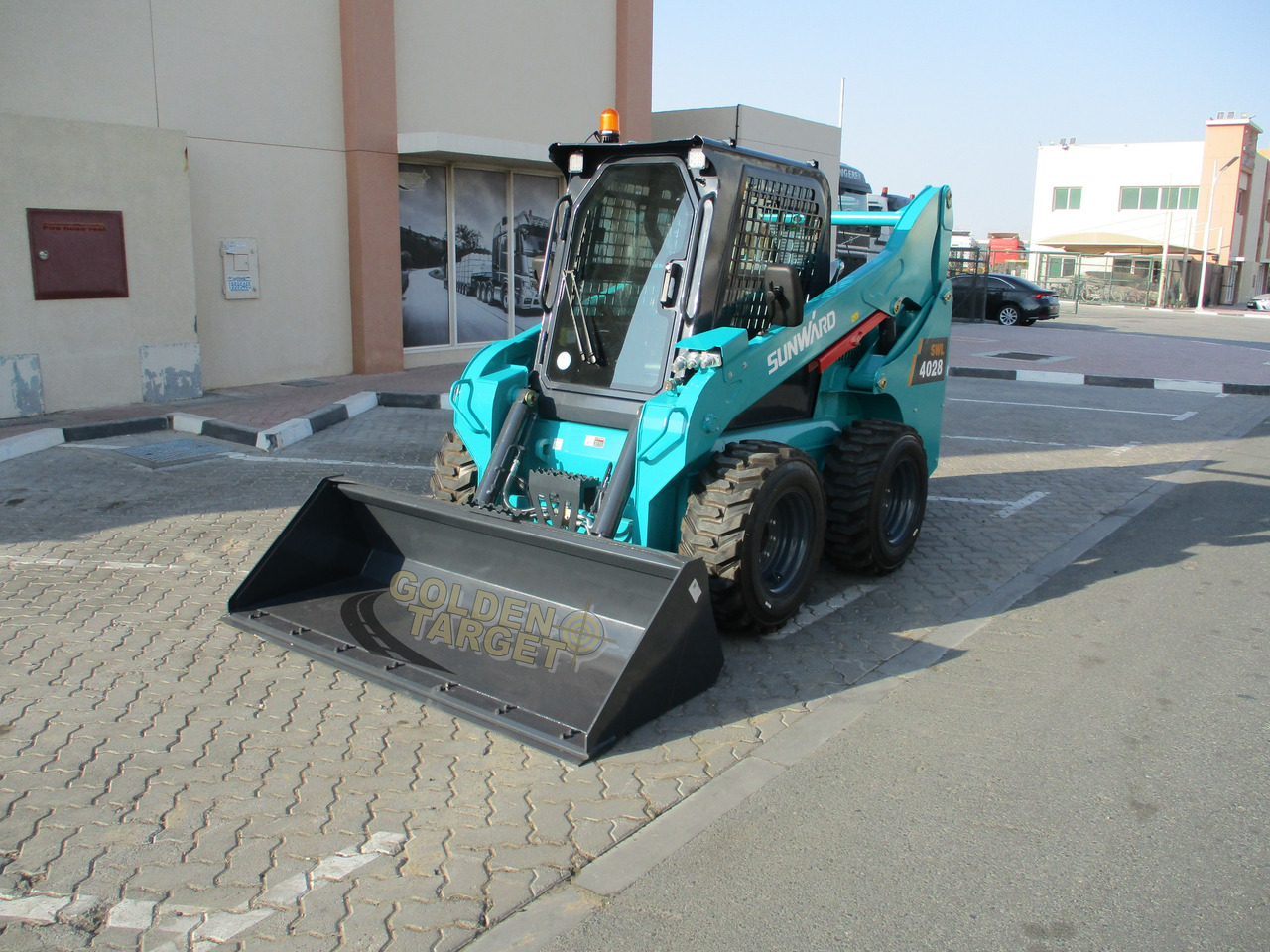 SUNWARD SWL4028 Skid Steer - Mini carregadeira: foto 2 SUNWARD SWL4028 Skid Steer - Mini carregadeira: foto 2