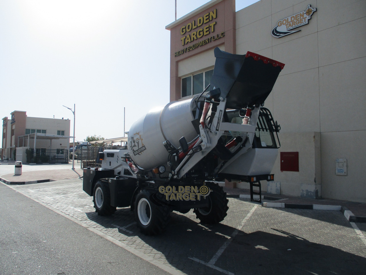 Solution H25 Self Loading Mixer - Caminhão betoneira: foto 1 Solution H25 Self Loading Mixer - Caminhão betoneira: foto 1