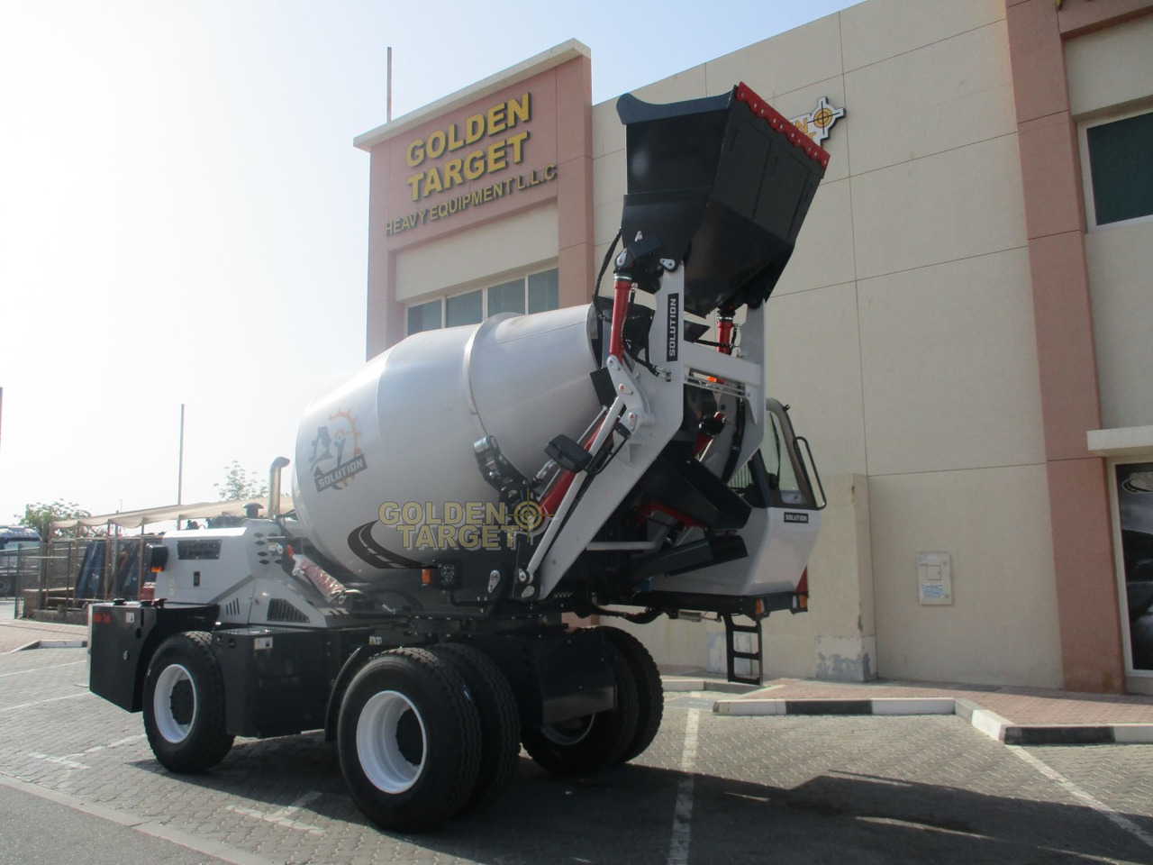 Solution H35 Self Loading Mixer - Caminhão betoneira: foto 1 Solution H35 Self Loading Mixer - Caminhão betoneira: foto 1