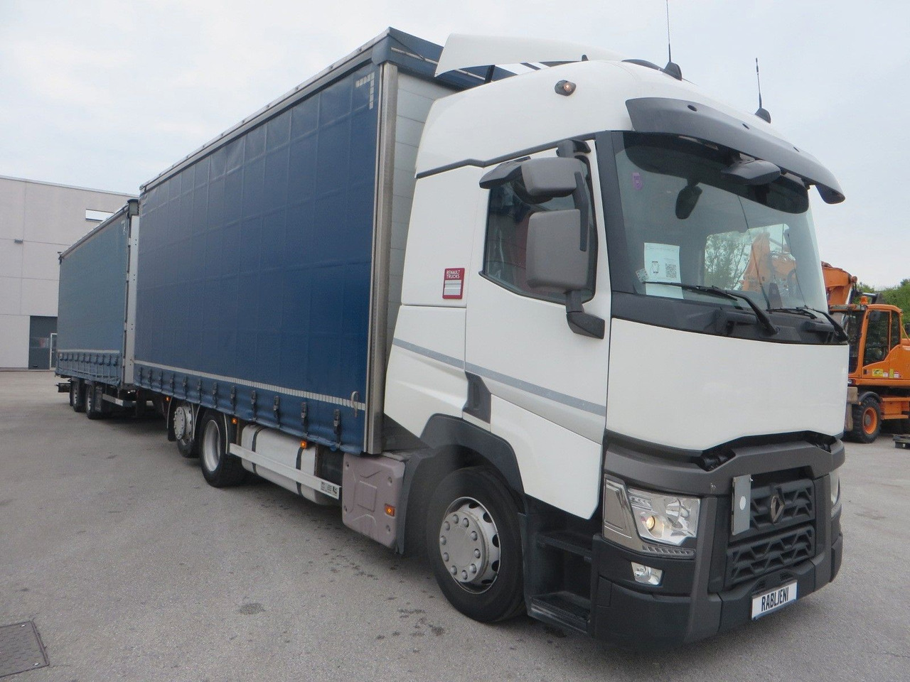 Renault T480 SC 6x2 Tandem jumbo 116m3 - Caminhão com lona: foto 2 Renault T480 SC 6x2 Tandem jumbo 116m3 - Caminhão com lona: foto 2