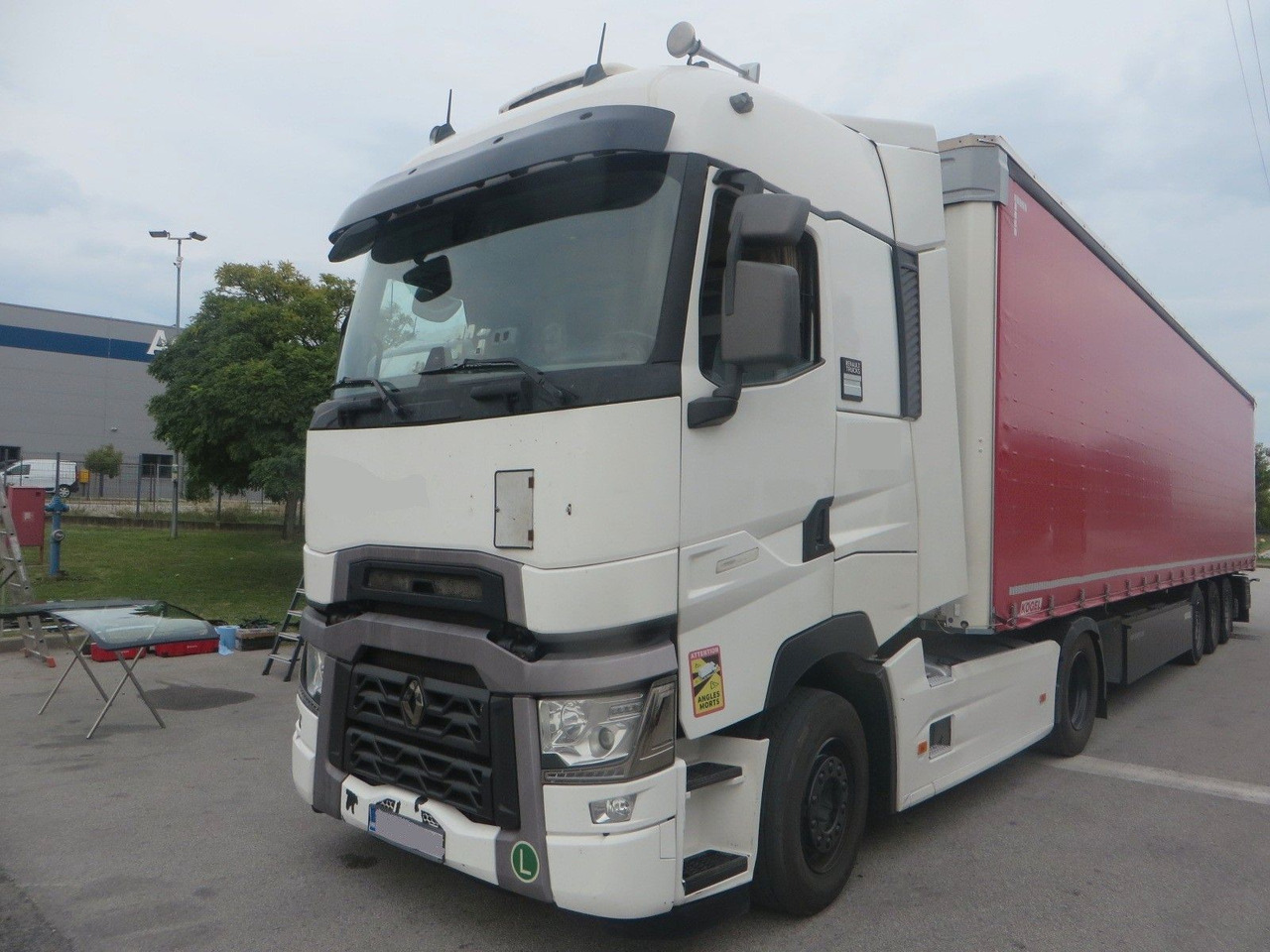 Renault T520 HSC 4x2Tractor - Tractor: foto 1 Renault T520 HSC 4x2Tractor - Tractor: foto 1