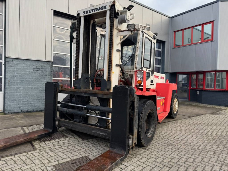 Svetruck 13,6- 1200 - Empilhadeira a diesel: foto 4 Svetruck 13,6- 1200 - Empilhadeira a diesel: foto 4