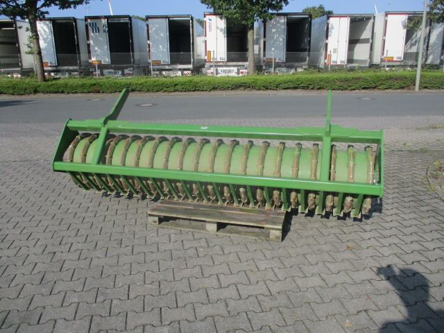 Amazone Trapezringwalze TRW 3000-600-150 - Rolo agricola: foto 4 Amazone Trapezringwalze TRW 3000-600-150 - Rolo agricola: foto 4