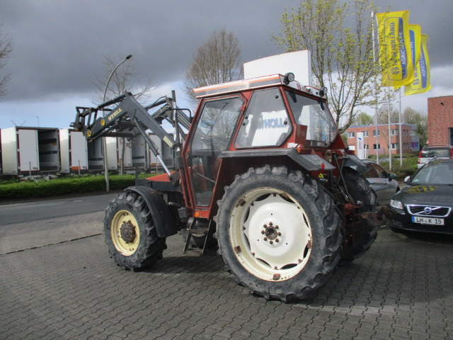Fiat 70-88 DT mit Frontlader - Trator: foto 5 Fiat 70-88 DT mit Frontlader - Trator: foto 5