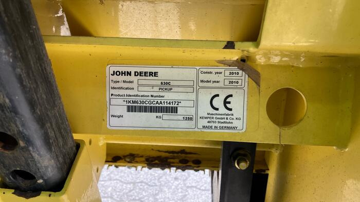 Picadora de forragem automotriz John Deere 7550: foto 18