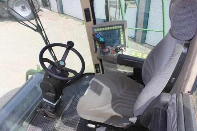 Krone BiG X 650 - Picadora de forragem automotriz: foto 5 Krone BiG X 650 - Picadora de forragem automotriz: foto 5