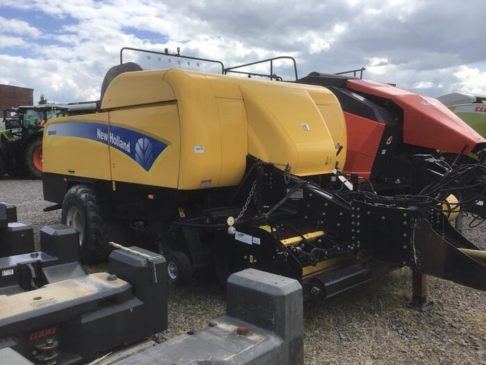 New Holland BB 9080 R - Enfardadeira de fardos quadrados: foto 5 New Holland BB 9080 R - Enfardadeira de fardos quadrados: foto 5