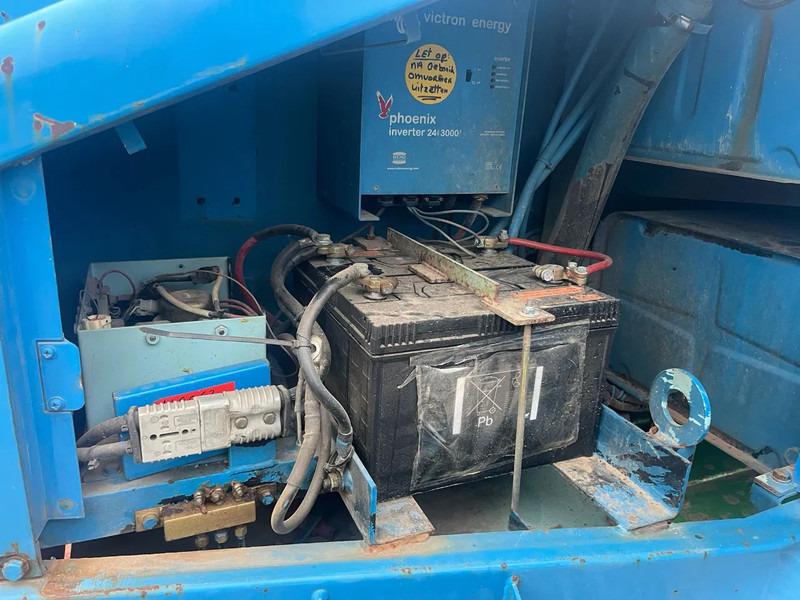 Plataforma telescópica Aichi SR 21 A Hoogwerker rups: foto 14 Plataforma telescópica Aichi SR 21 A Hoogwerker rups: foto 14