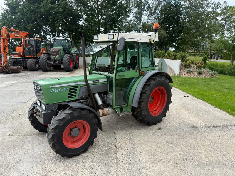 Fendt 280 P Smalspoor Mini trekker 80 PK Tuinbouw EX WATERSCHAP - Trator: foto 2 Fendt 280 P Smalspoor Mini trekker 80 PK Tuinbouw EX WATERSCHAP - Trator: foto 2