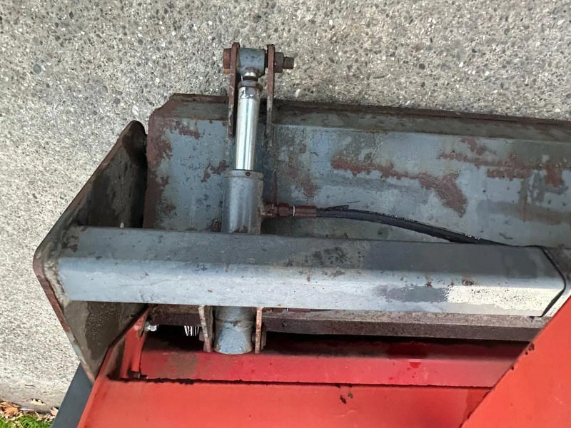 Hekamp Veegmachine met opvangbak Hydraulisch borstel - Trator: foto 5 Hekamp Veegmachine met opvangbak Hydraulisch borstel - Trator: foto 5