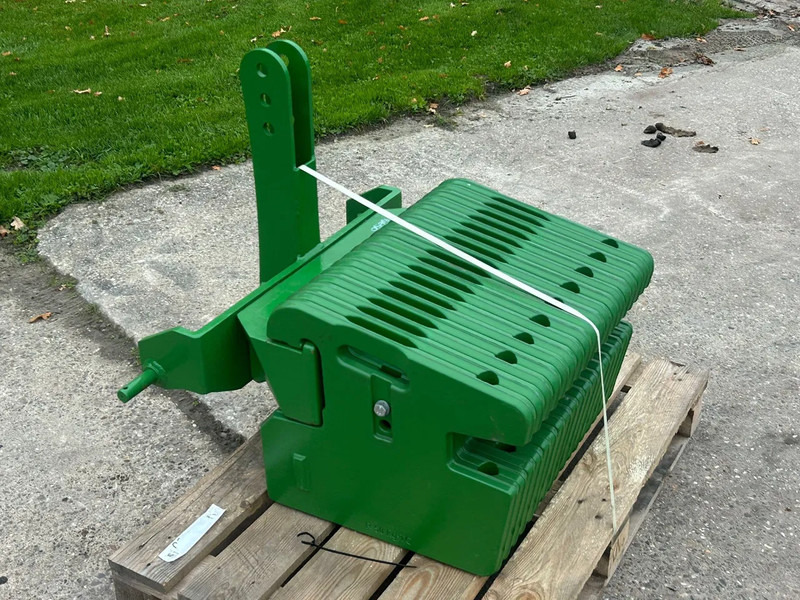 John Deere 1100 KG NIEUW Front gewicht - Trator: foto 1 John Deere 1100 KG NIEUW Front gewicht - Trator: foto 1