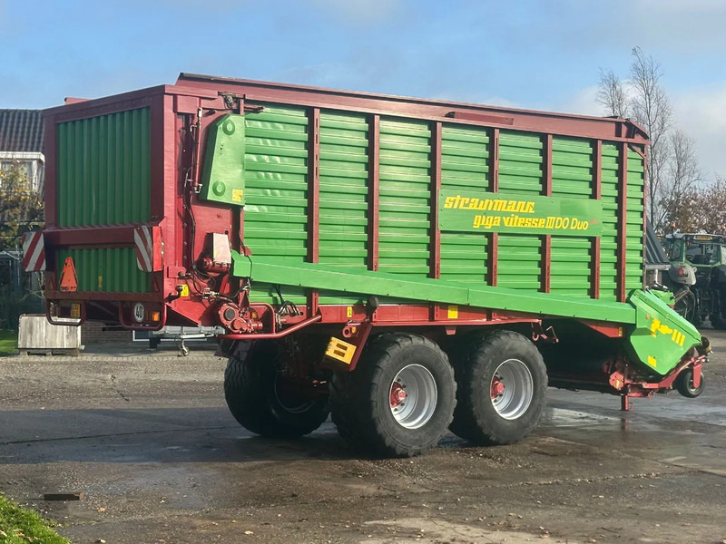Strautmann Giga Vitesse III 3 Ladewagen Opraapwagen - Máquina agrícola: foto 2 Strautmann Giga Vitesse III 3 Ladewagen Opraapwagen - Máquina agrícola: foto 2
