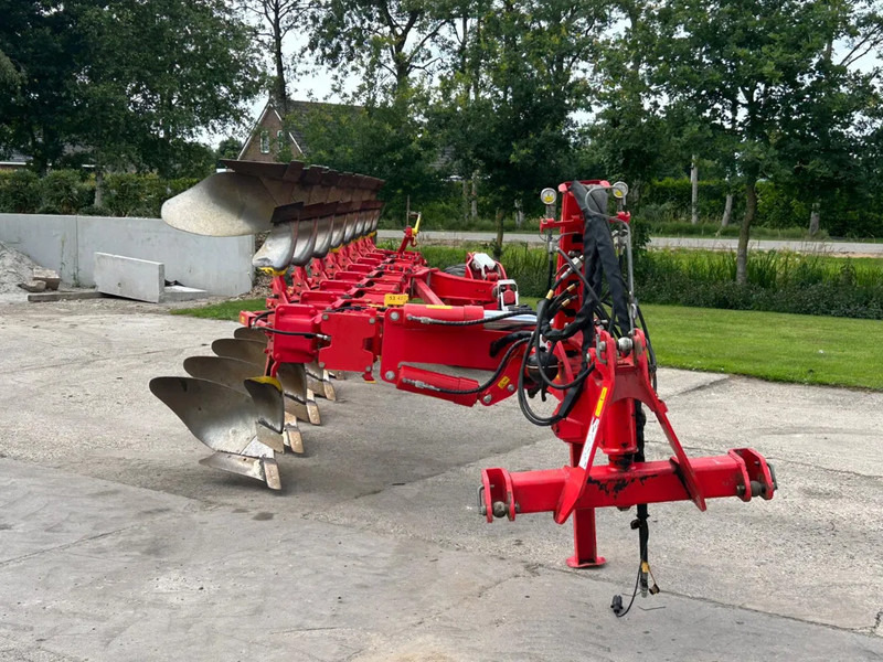 Pottinger 8 schaar wentelploeg getrokken Servo S 6.50 P N 8 Schar 8102/46W - Arado: foto 4 Pottinger 8 schaar wentelploeg getrokken Servo S 6.50 P N 8 Schar 8102/46W - Arado: foto 4