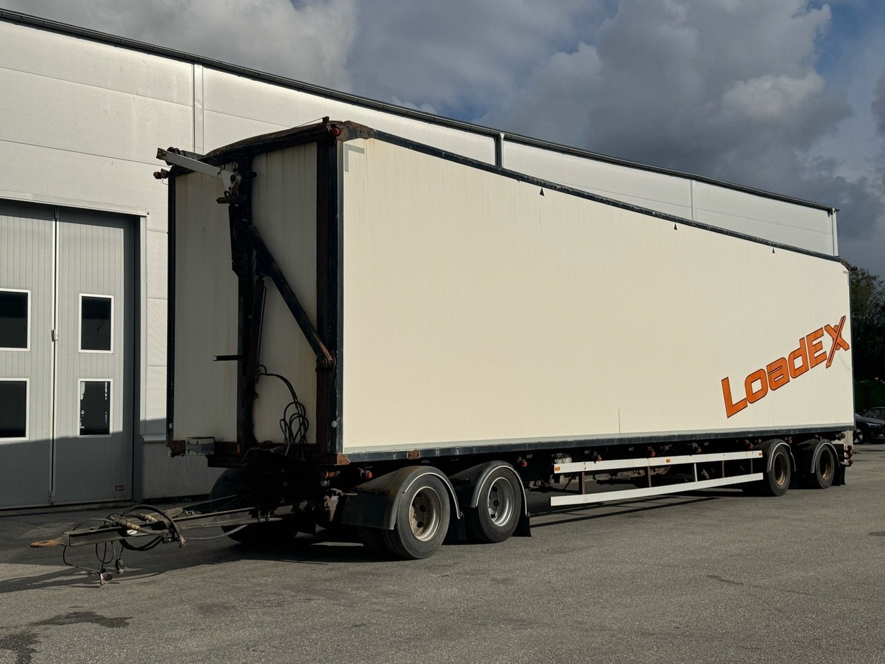 Flissläp Eksjövagnen FS 18-20 -2015 | Reparationsobjekt - Reboque furgão: foto 1 Flissläp Eksjövagnen FS 18-20 -2015 | Reparationsobjekt - Reboque furgão: foto 1