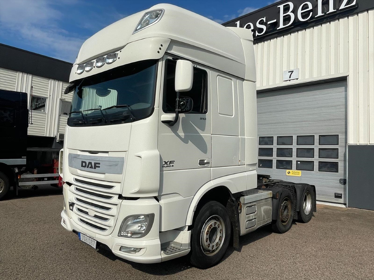 Dragbil DAF FTG XF510Z -2017 | Reparationsobjekt - Tractor: foto 1 Dragbil DAF FTG XF510Z -2017 | Reparationsobjekt - Tractor: foto 1