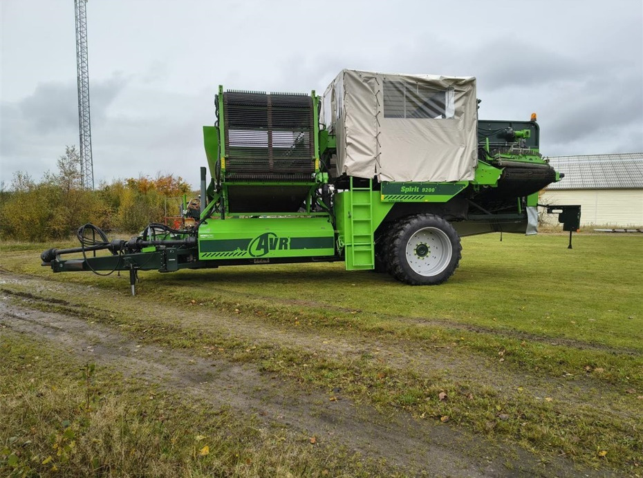 AVR Spirit 9200CR - Colheitadeira de batatas: foto 2 AVR Spirit 9200CR - Colheitadeira de batatas: foto 2