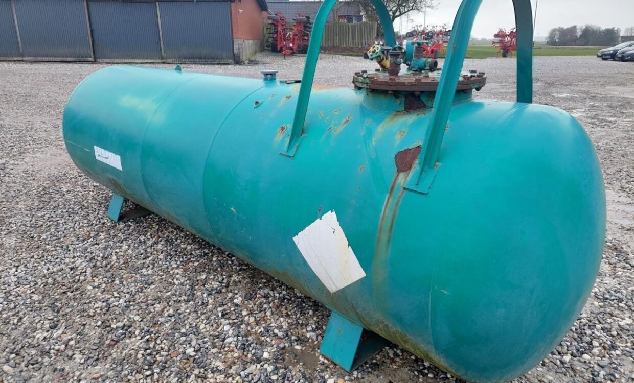Agrodan Ammoniaktank 2500 kg - Equipamento de fertilização, Depósito de armazenamento: foto 5 Agrodan Ammoniaktank 2500 kg - Equipamento de fertilização, Depósito de armazenamento: foto 5