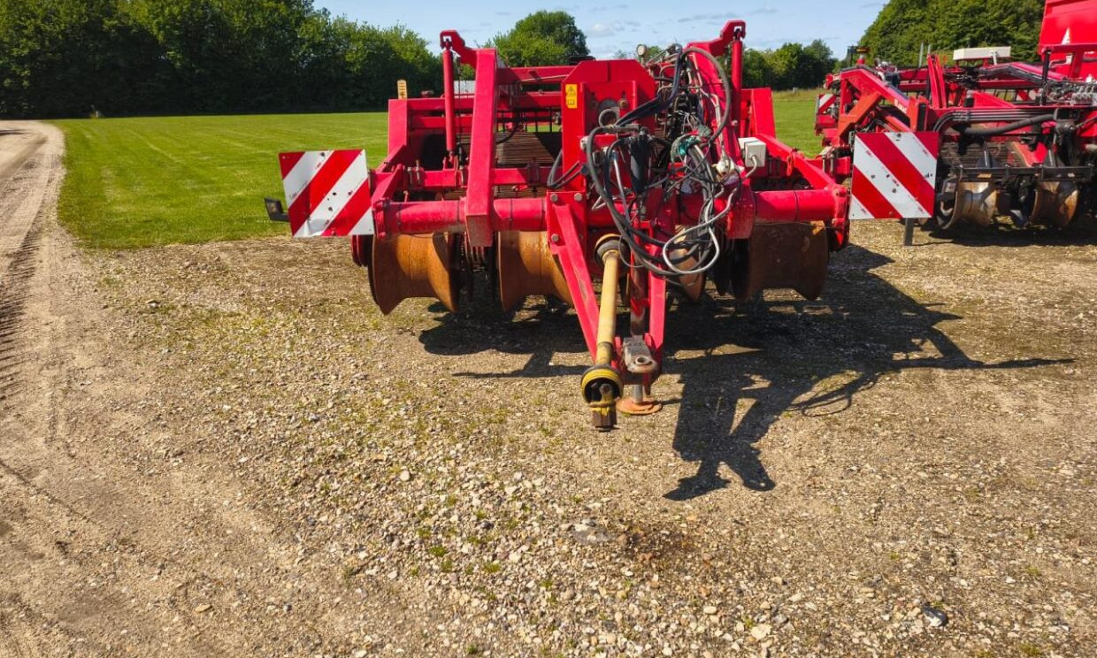 Grimme RL3000 - Colheitadeira de batatas: foto 2 Grimme RL3000 - Colheitadeira de batatas: foto 2