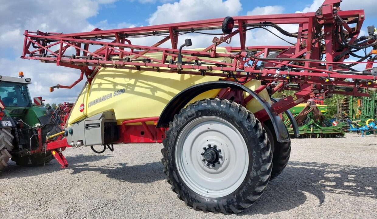 Hardi Commander 5500i -30m - Pulverizador de arrastar: foto 3 Hardi Commander 5500i -30m - Pulverizador de arrastar: foto 3
