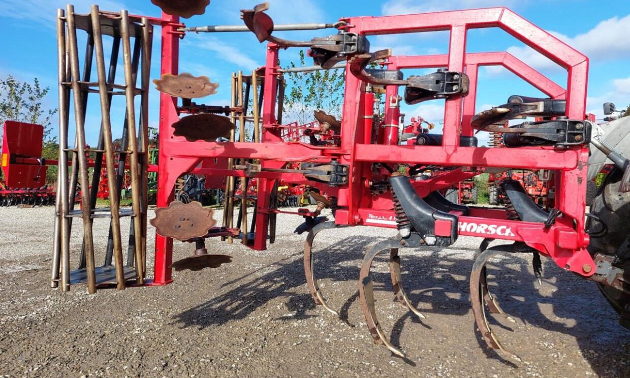 Horsch Terrano 4 FX - Grade: foto 2 Horsch Terrano 4 FX - Grade: foto 2