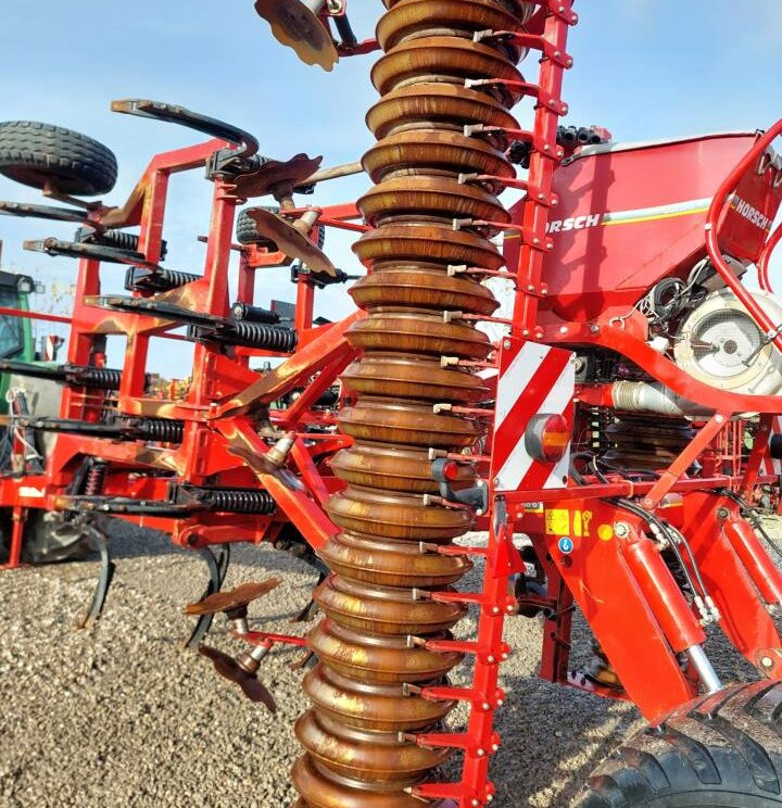 Locação de Horsch Terrano 6 FX med DouDrill Horsch Terrano 6 FX med DouDrill: foto 8