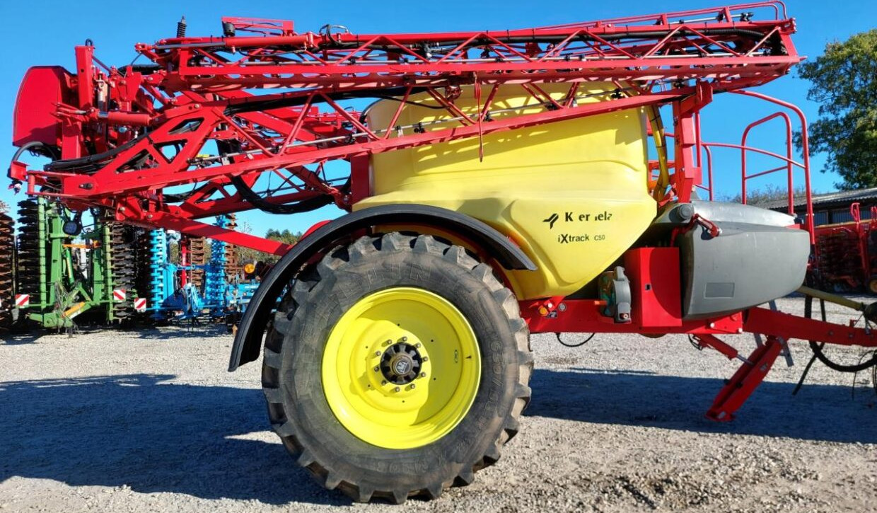 Kverneland Ixtrack C50 - 30 m - Pulverizador de arrastar: foto 2 Kverneland Ixtrack C50 - 30 m - Pulverizador de arrastar: foto 2