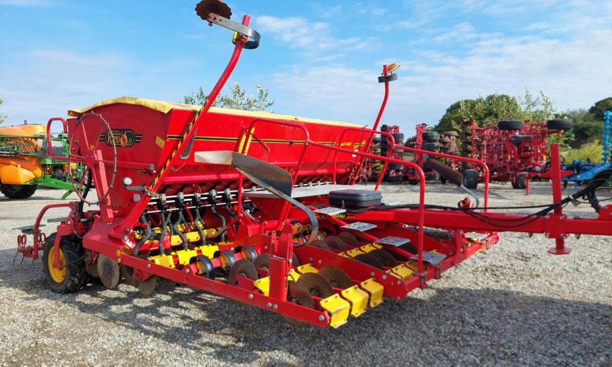 Väderstad Rapid 400C Super XL m Biodrill - Semeadeira: foto 2 Väderstad Rapid 400C Super XL m Biodrill - Semeadeira: foto 2