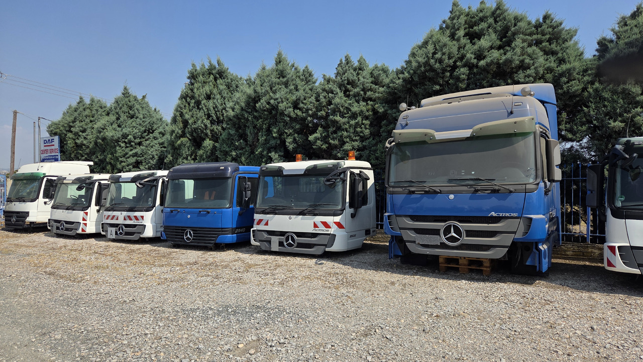 MERCEDES-BENZ ACTROS MP1-MP2-MP3 - Cabine: foto 1 MERCEDES-BENZ ACTROS MP1-MP2-MP3 - Cabine: foto 1