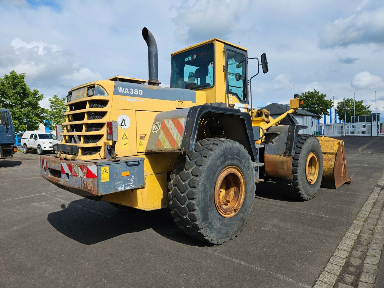 Komatsu WA 380-3 - Carregadeira de rodas: foto 2 Komatsu WA 380-3 - Carregadeira de rodas: foto 2
