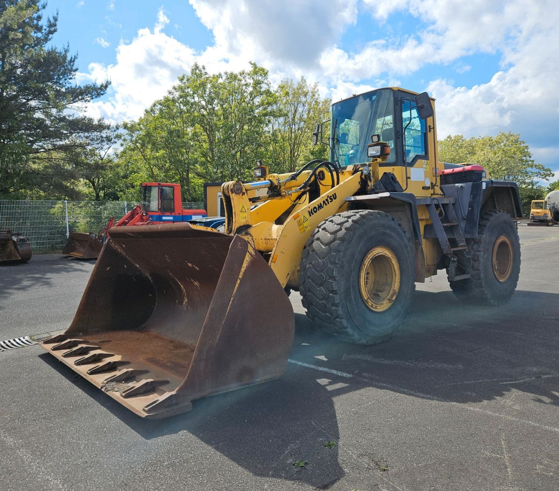 Komatsu WA 380-3 - Carregadeira de rodas: foto 4 Komatsu WA 380-3 - Carregadeira de rodas: foto 4