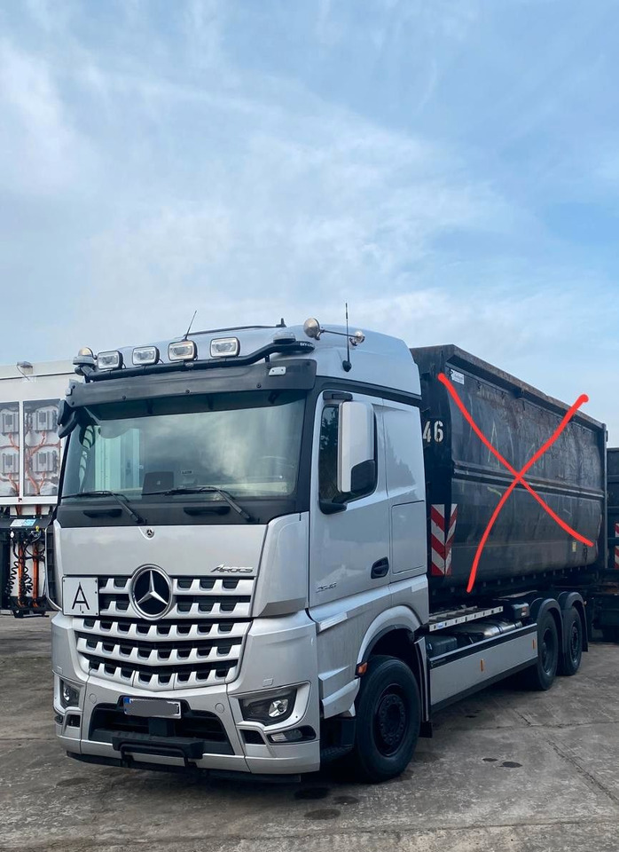 Mercedes-Benz Acocs 2548 6x2 Hakenabroller - Caminhão polibenne: foto 1 Mercedes-Benz Acocs 2548 6x2 Hakenabroller - Caminhão polibenne: foto 1