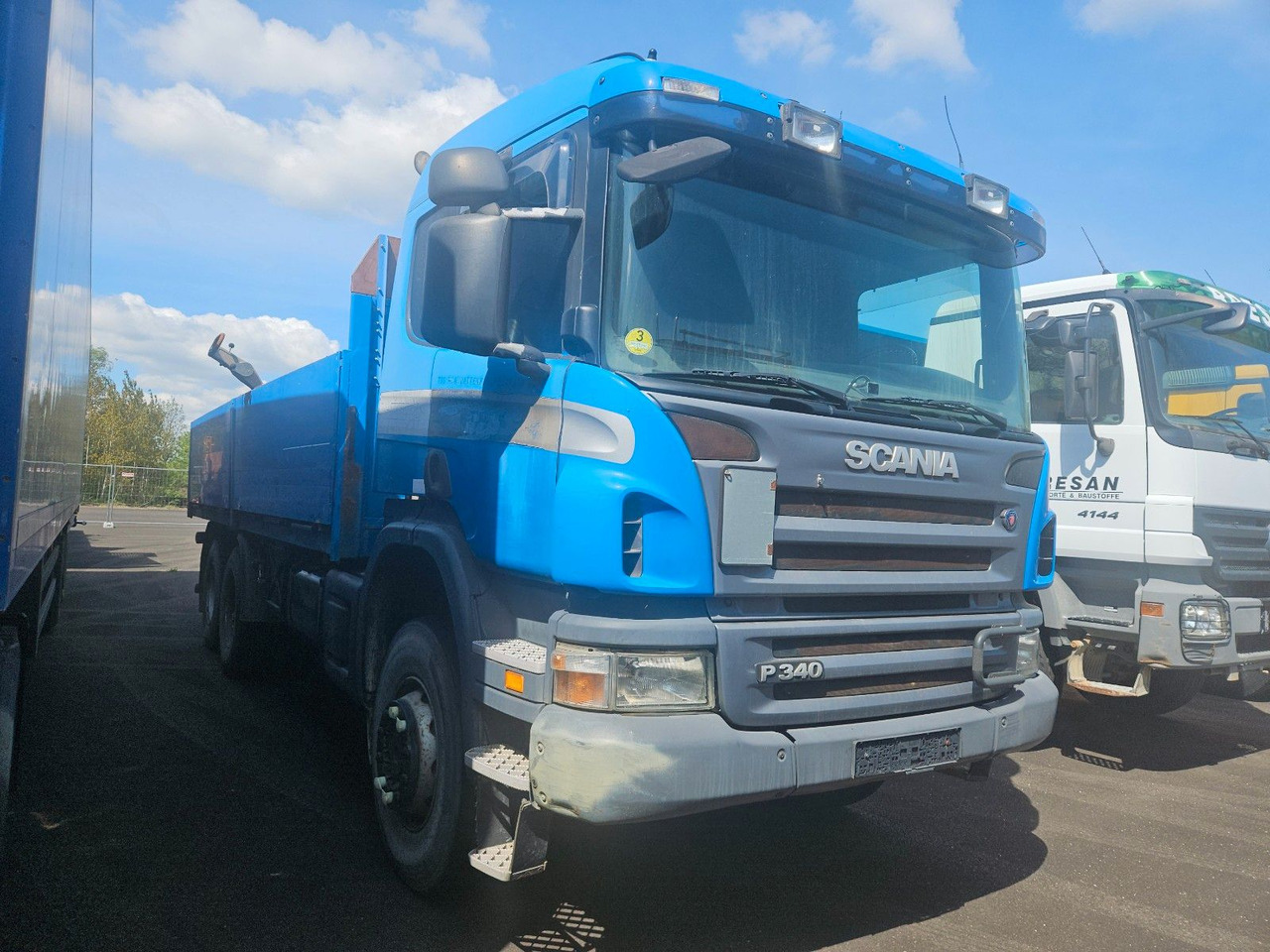 Scania P340 6x6 Pritsche Schaltgetriebe ALLRAD - Camião de caixa aberta/ Plataforma: foto 2 Scania P340 6x6 Pritsche Schaltgetriebe ALLRAD - Camião de caixa aberta/ Plataforma: foto 2