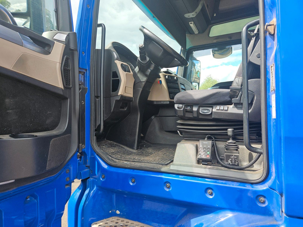 MAN TGX 18.460 XXL Kipp-, Schubbodenhydraulik - Tractor: foto 5 MAN TGX 18.460 XXL Kipp-, Schubbodenhydraulik - Tractor: foto 5