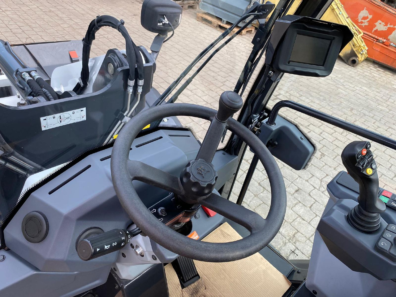 Bobcat L 75 - Carregadeira de rodas: foto 5 Bobcat L 75 - Carregadeira de rodas: foto 5