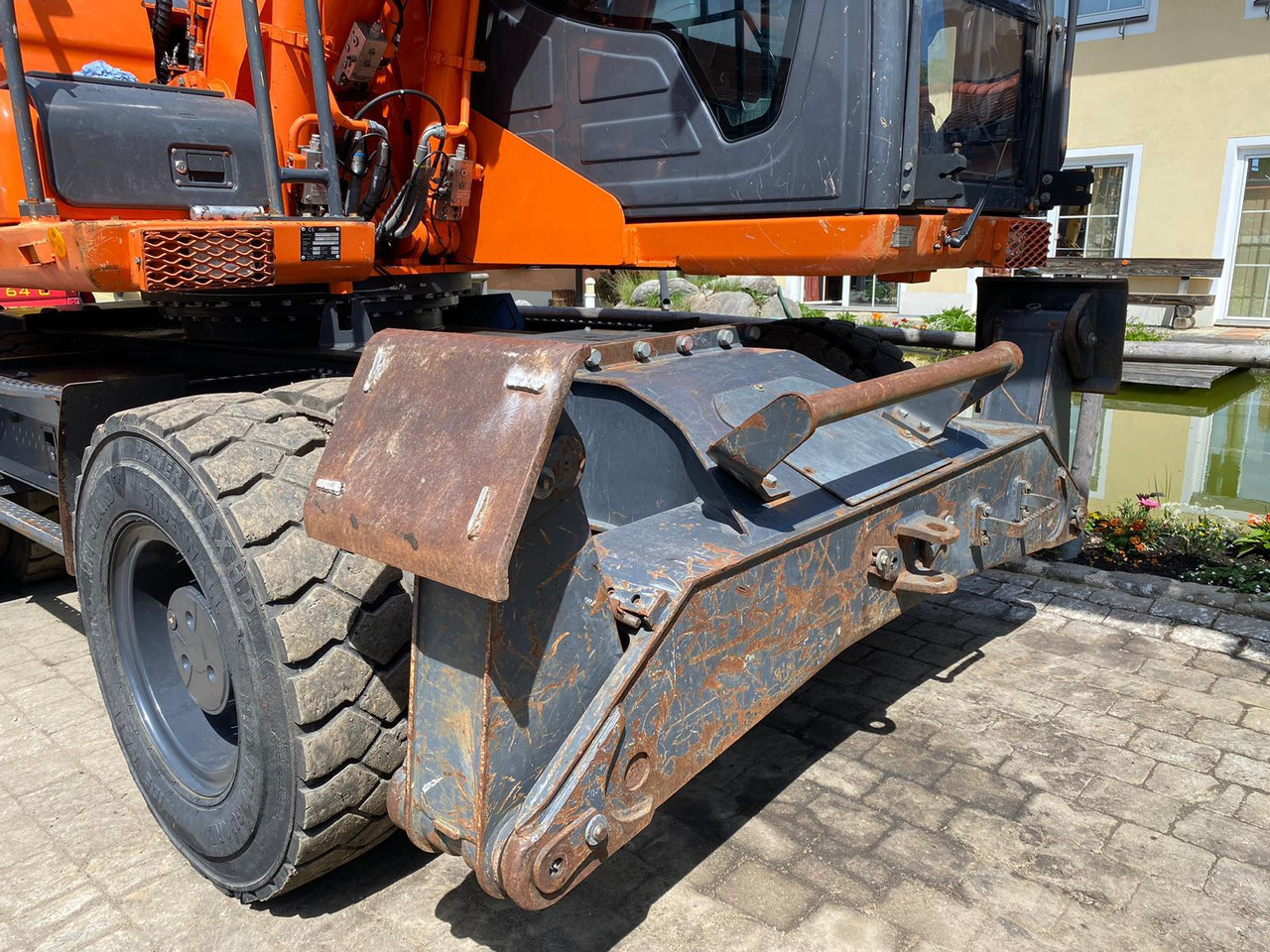 Escavadeira de rodas Doosan DX 170 W: foto 8