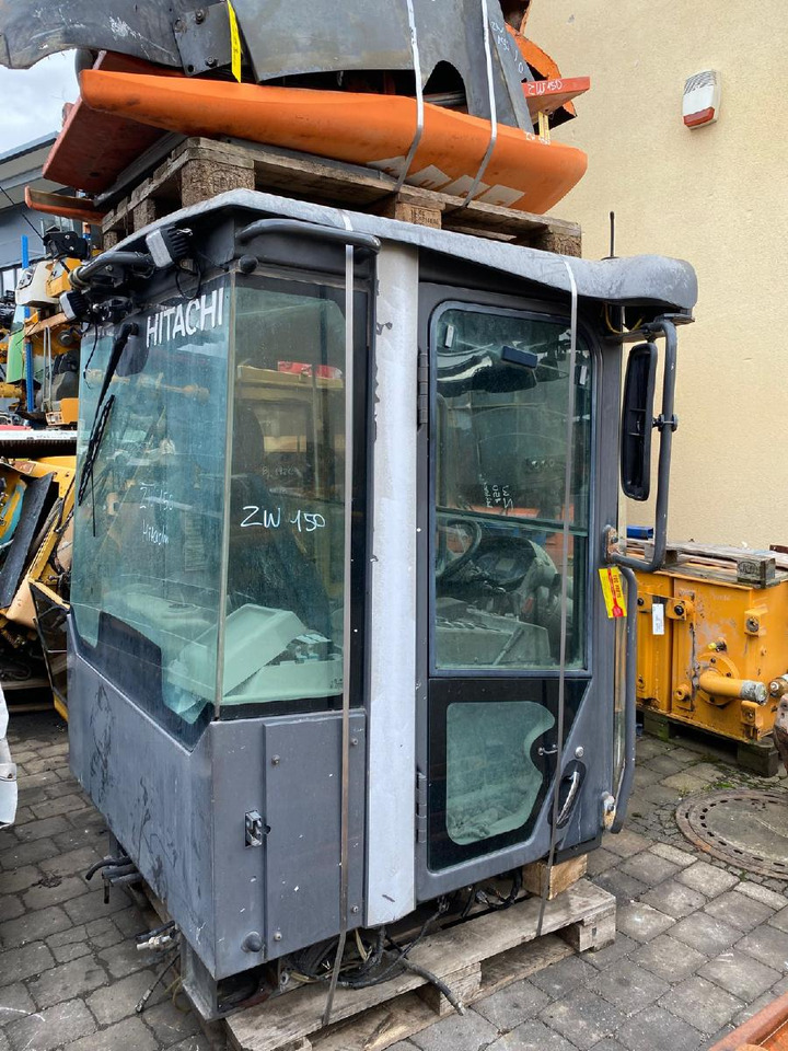 Hitachi ZW 150 - Cabine de Escavadeira: foto 4 Hitachi ZW 150 - Cabine de Escavadeira: foto 4