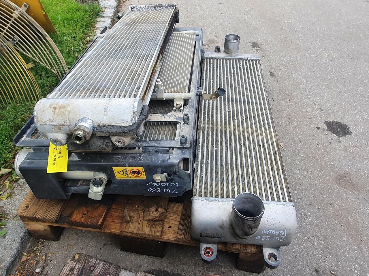 Sistema de arrefecimento de Máquina de construção Hitachi ZW 220: foto 7