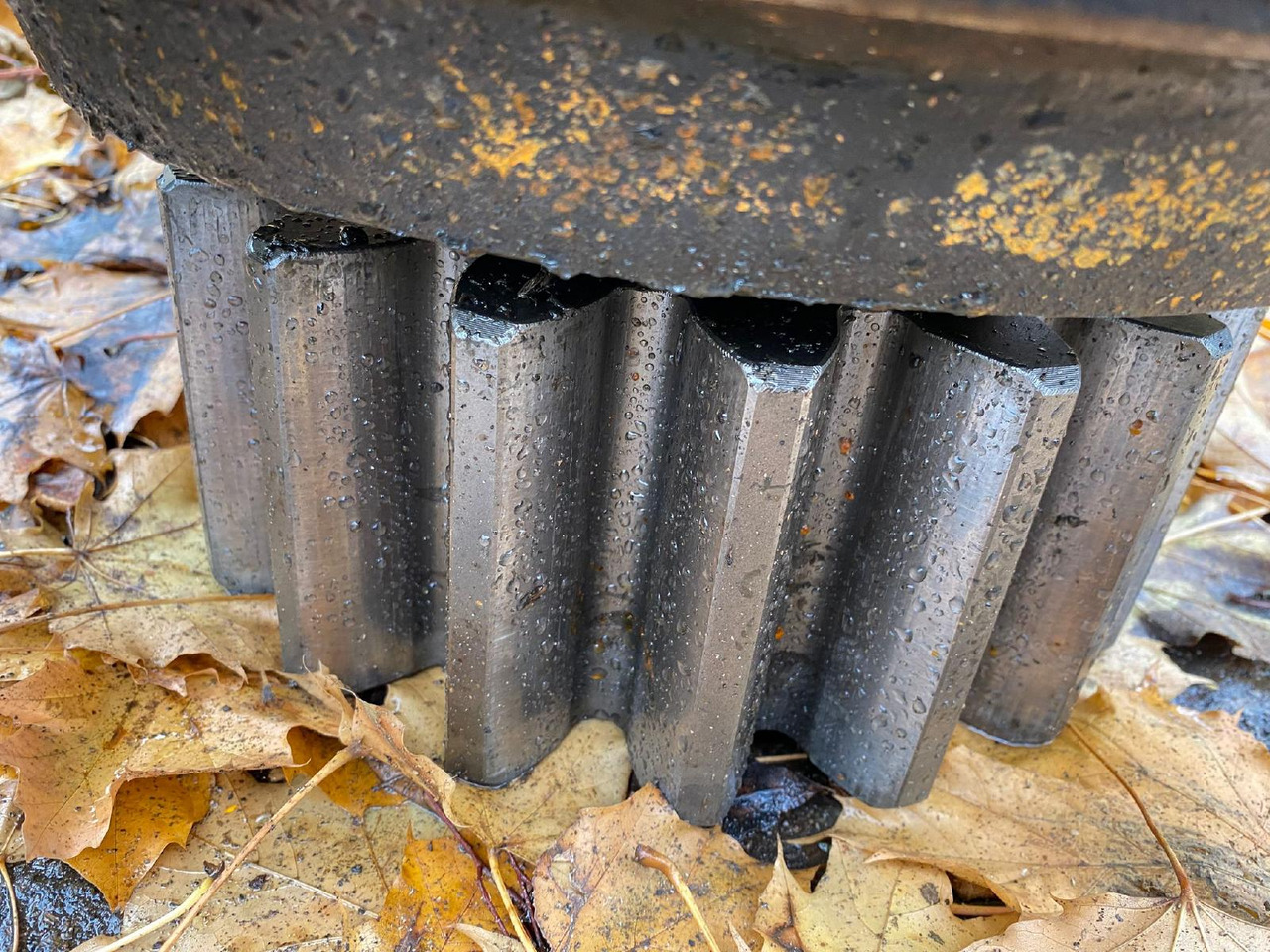 Holland E 305 - Motor de giro de Máquina de construção: foto 3 Holland E 305 - Motor de giro de Máquina de construção: foto 3