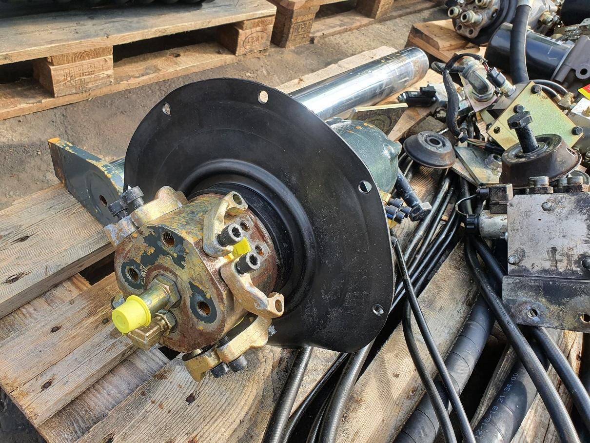 Hyundai Robex 220 LC 9A - Hidráulica de Máquina de construção: foto 4 Hyundai Robex 220 LC 9A - Hidráulica de Máquina de construção: foto 4