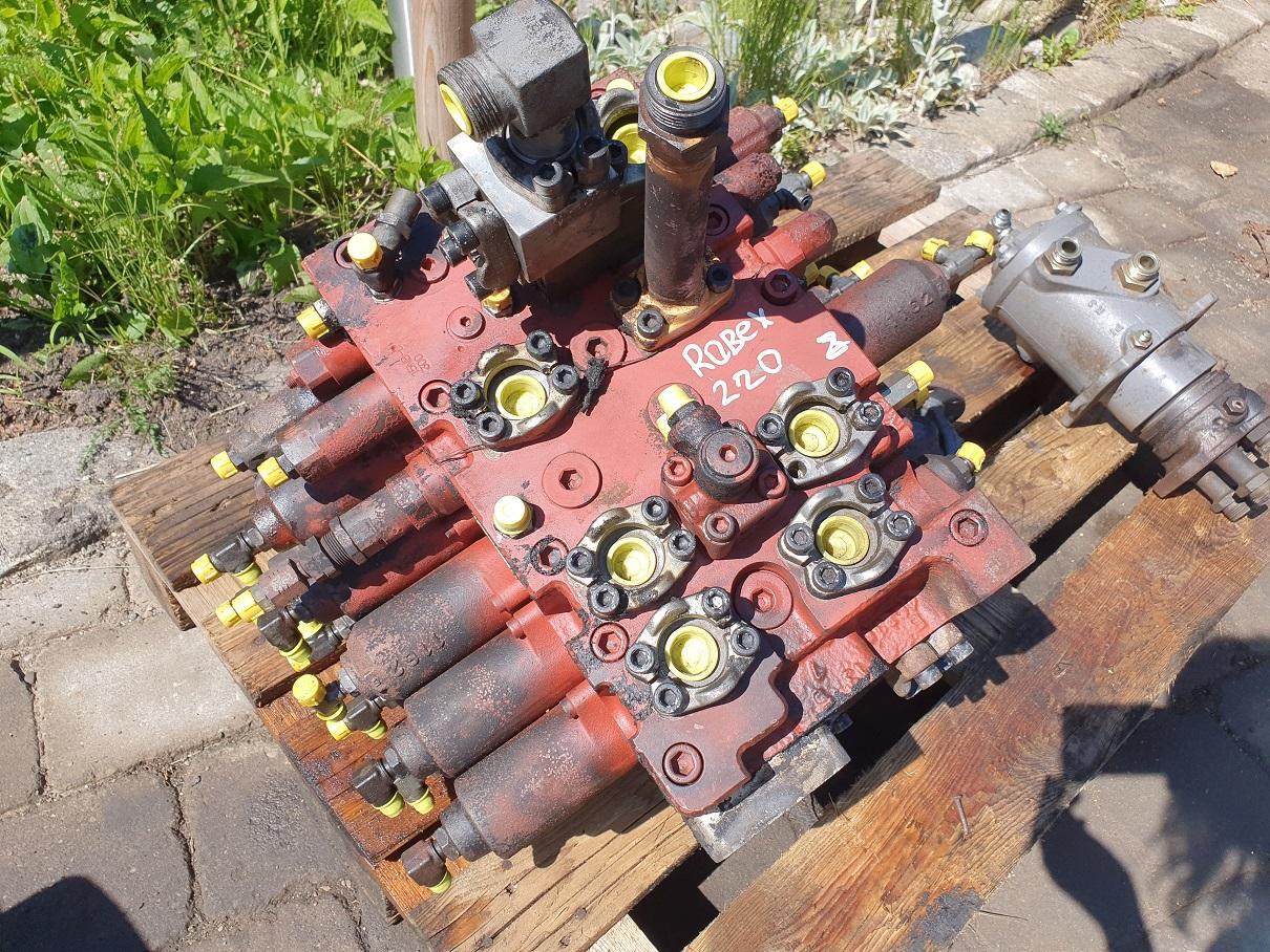 Hyundai Robex 220 LC 9A - Válvula hidráulica de Máquina de construção: foto 1 Hyundai Robex 220 LC 9A - Válvula hidráulica de Máquina de construção: foto 1