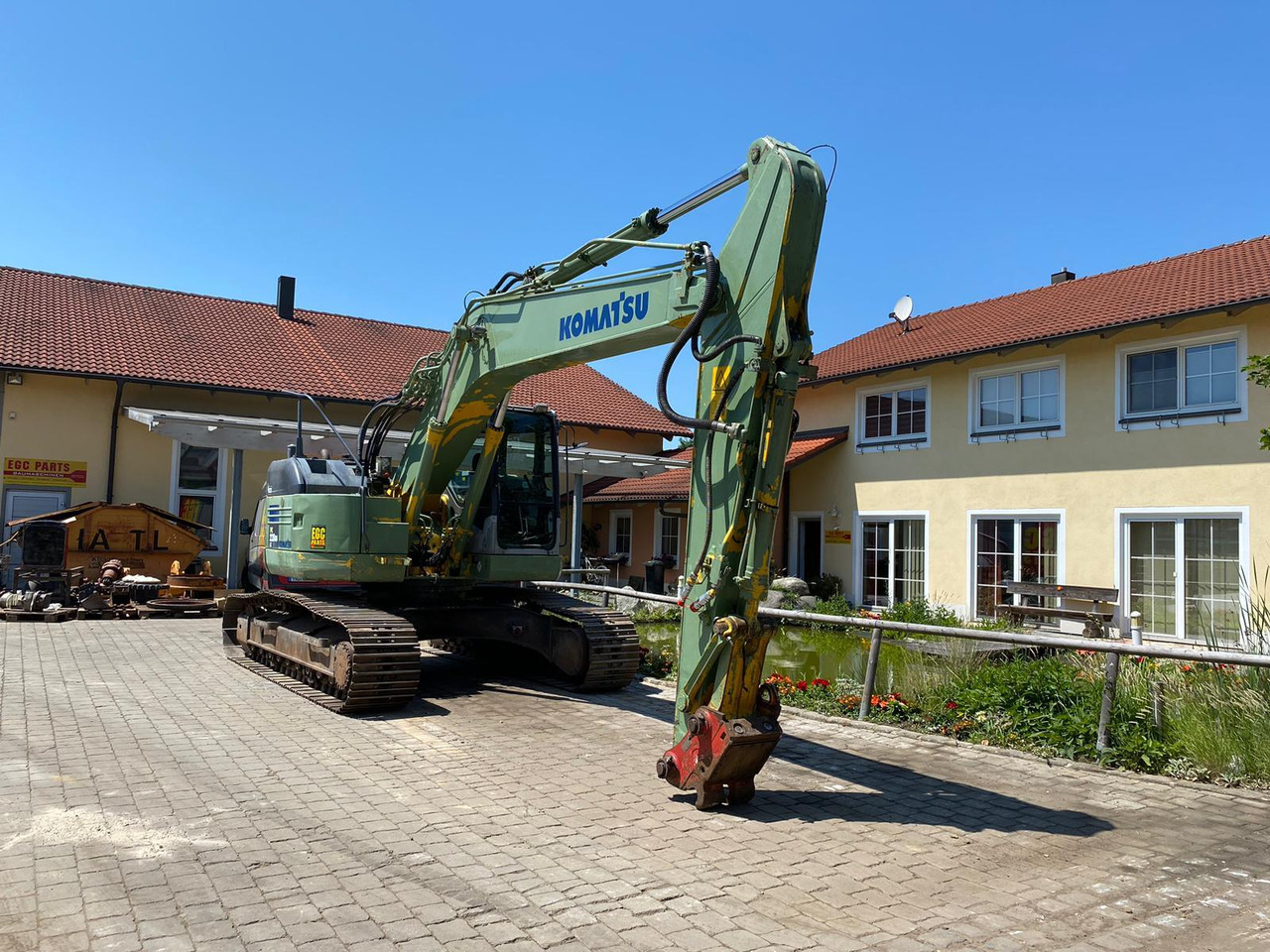 Escavadora de rastos Komatsu PC 228LC 3K: foto 9