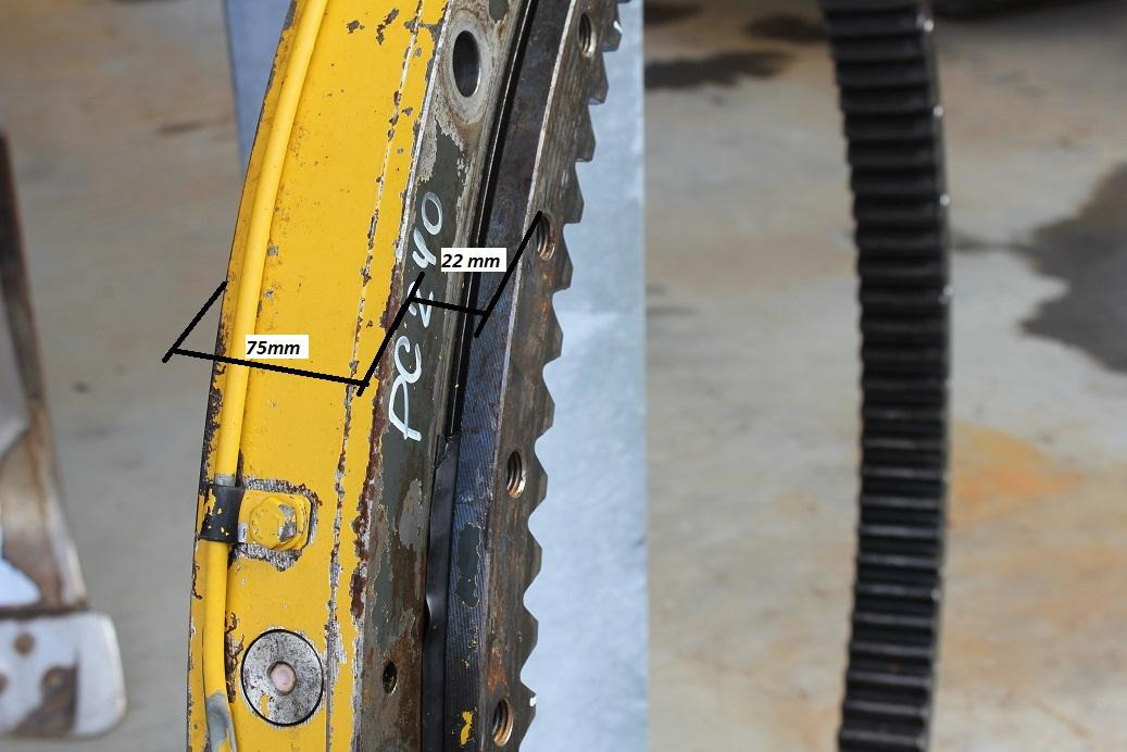 Komatsu PC 240 NLC -6K - Coroa de giro de Máquina de construção: foto 4 Komatsu PC 240 NLC -6K - Coroa de giro de Máquina de construção: foto 4