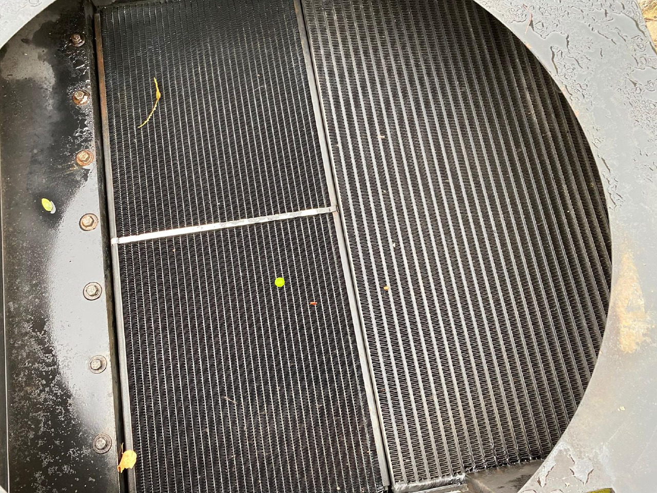 Liebherr A904 LIT - Sistema de arrefecimento de Máquina de construção: foto 2 Liebherr A904 LIT - Sistema de arrefecimento de Máquina de construção: foto 2