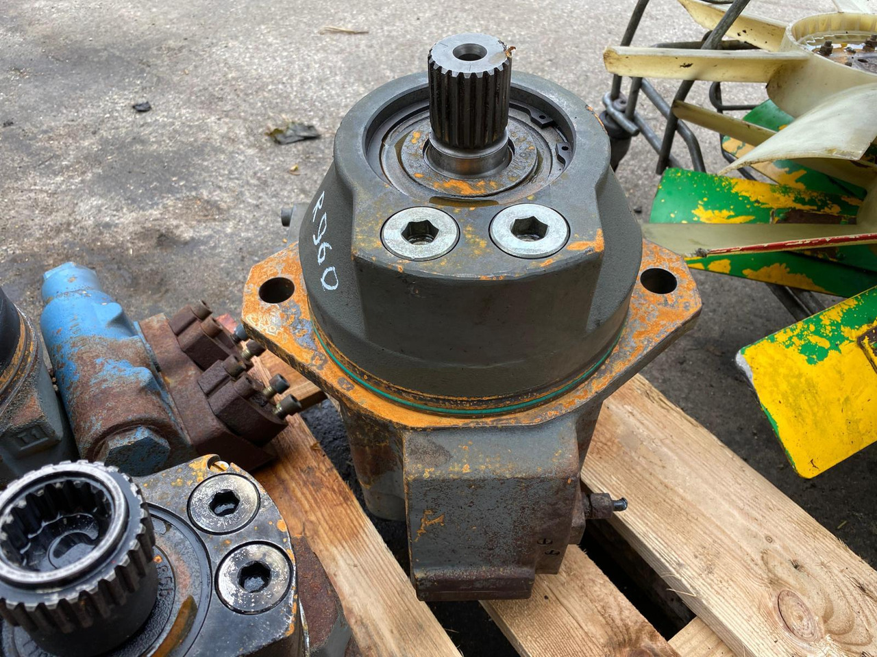 Liebherr FMV 165 - Comando final de Máquina de construção: foto 5 Liebherr FMV 165 - Comando final de Máquina de construção: foto 5