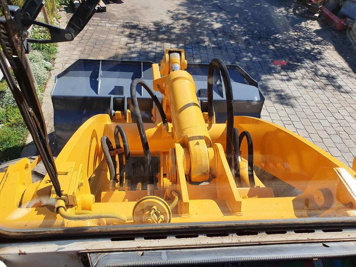 Liebherr L 521 - Carregadeira de rodas: foto 4 Liebherr L 521 - Carregadeira de rodas: foto 4