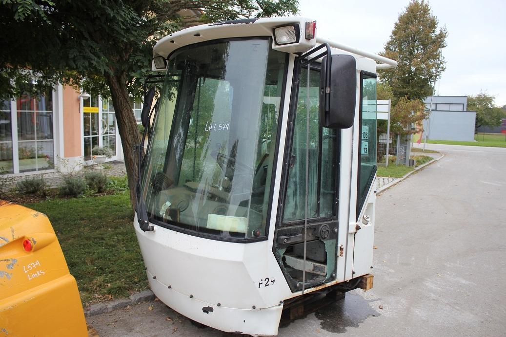 Liebherr L 574 - Cabine de Carregadeira de rodas: foto 1 Liebherr L 574 - Cabine de Carregadeira de rodas: foto 1